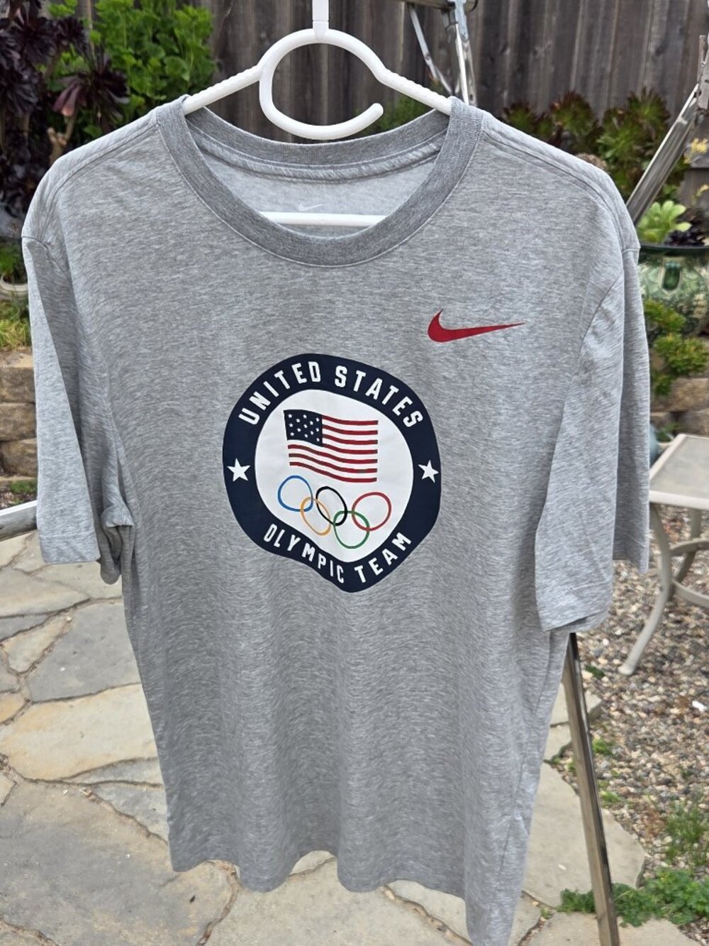 Nike Men's USA Olympic Dri-Fit Grey Tshirt Med